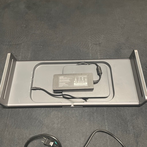 Anker  675 ドッキングステーション