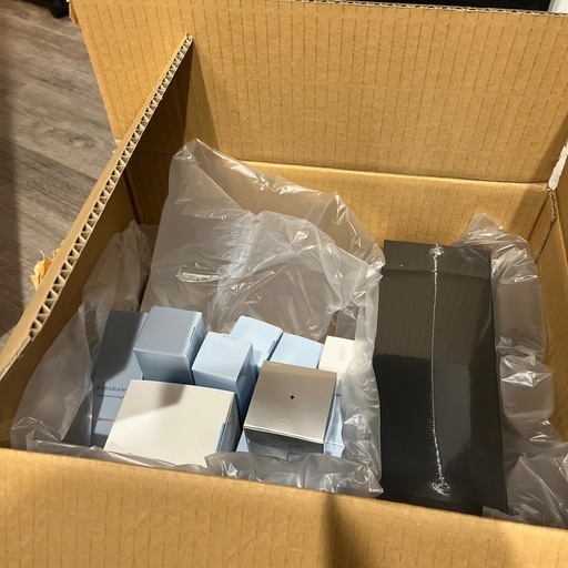 新品未開封　電気バリブラシとスキンケアセット