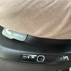 マキシコシ チャイルドシート サンドベージュの画像