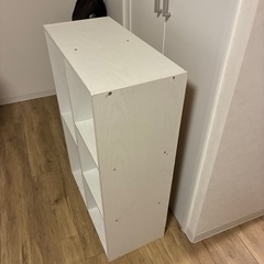 白のカラーボックス（棚）の画像