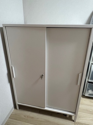 1年未満使用　新品に近いIKEAイケア物置収納家具