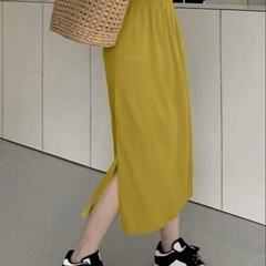 プリーツスカートの画像