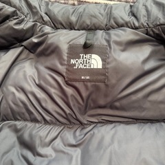 THE NORTH FACE ヌプシ　ダウンジャケットの画像