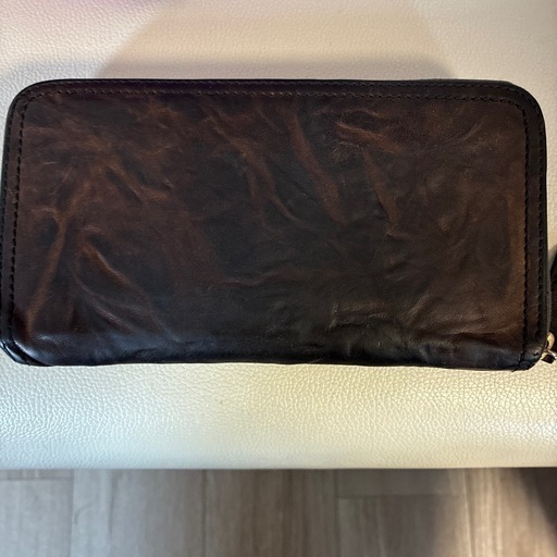 ジバンシー　長財布　ジッピー