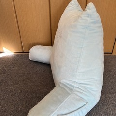 CANBYGO の背もたれクッションの画像