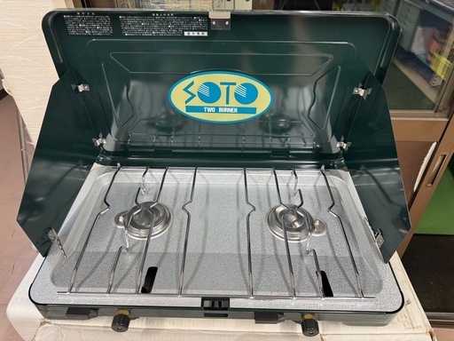 SOTO TWO BURNER ST-501 &　イワタニアウトドア用スタンド SF-1000    (未使用品)
