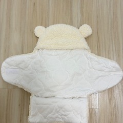 くま耳付き ボアお包み 新生児用 引き取り限定の画像