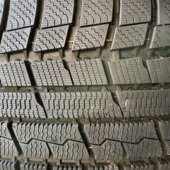 ［欲しい方是非］スタッドレスタイヤ　225/55R19 　ハリアー80 の画像