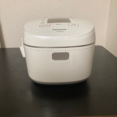 【売ります】炊飯器Panasonic SR-HB109の画像