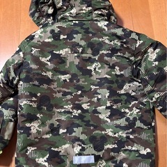 スノーボードウェア 迷彩柄 イグニオ　ディズニー　黒　カーキ 新品『ディズニー イグニオ』 スノボージャケット【M】カーキ 迷彩