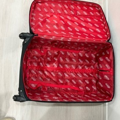 スーツケース特大 無料 112L 車輪1個破損の画像