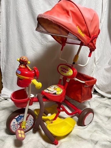 それいけ！ アンパンマン デラックス 三輪車 赤 ブザー付き おでかけ三輪車 それいけ！アンパンマン デラックス 赤