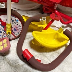 ブザー付き おでかけ三輪車 それいけ！アンパンマン デラックス 赤の画像
