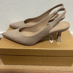 現在交渉中⭐︎仙台アエル前⭐︎バックストラップパンプスの画像