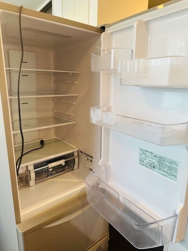 HITACHI  冷凍冷蔵庫：3ドア 315L（R-K320GV）