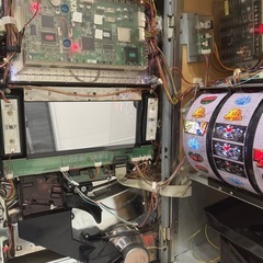 十字架3 スロット コイン不要機 実機 家庭用電源 パチスロ実機 ネットの画像