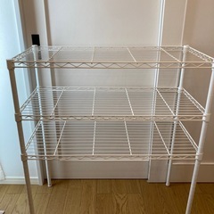 スチールラックの画像