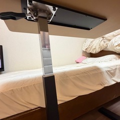 昇降可能デスク（机）の画像