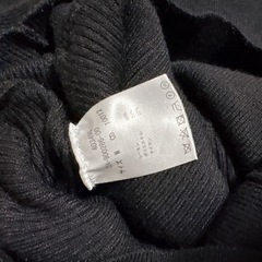 【ほぼ新品】クロスオーバーデザイン ブラックニット の画像