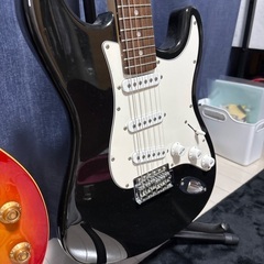 バスカーズ（lBusker's）レスポールタイプとストラトタイプ（legend）の画像