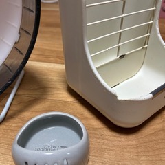 デグー、チンチラ小動物用　回し車　餌箱の画像