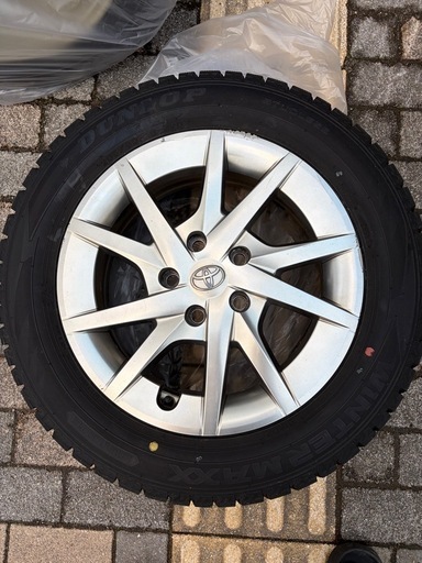 破格！最終値下げ純正トヨタ　プリウスα205/60R16スタッドレスホイールセット4本！