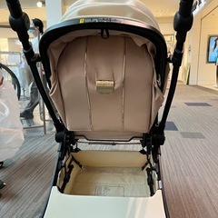 ベビーカーの画像