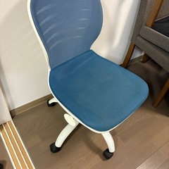 【受付終了】回転チェア（高さ調整可）の画像