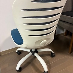 【受付終了】回転チェア（高さ調整可）の画像