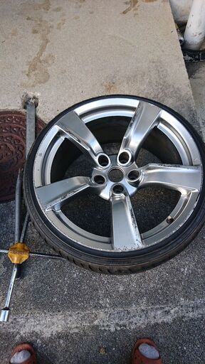 Z34純正ホイール 9J 4本通し (粉ミルク) 沖縄のタイヤ、ホイールの中古