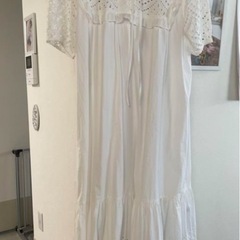 【小田急線沿いOK】ナノユニバース　コットン刺繍レースワンピースの画像