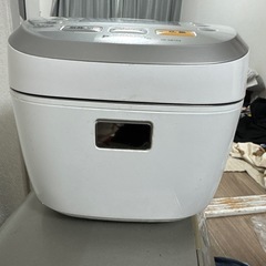 Panasonic IHスチーム炊飯器 SR-5810Jの画像