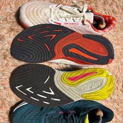 ニューバランスランニングシューズの画像