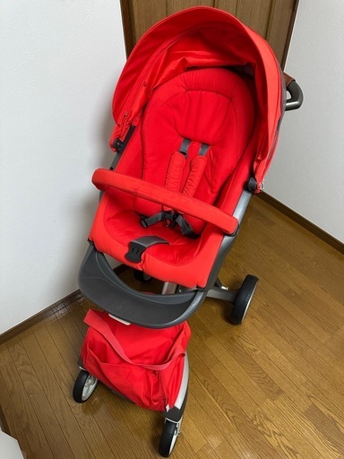  STOKKE ベビーカー｜付属品完備・高さ調節可能 ?