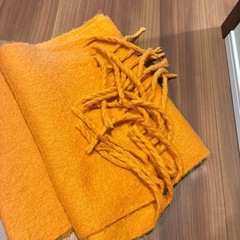 大判フリンジマフラーの画像