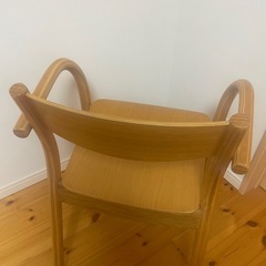 無印良品 オーク材ダイニングアームチェアの画像