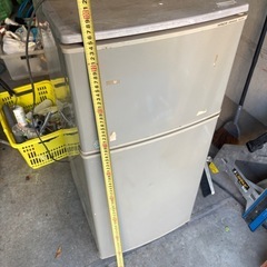 日立　
冷蔵庫　の画像