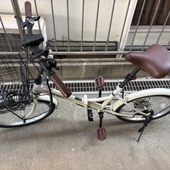 折りたたみ自転車の画像