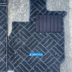 VOXY 70 フロアマット 8人乗り ヴォクシーの画像