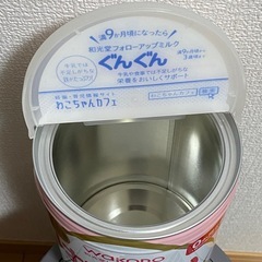 ミルクの空き缶 はいはい18個 大缶の画像