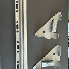 1/23まで　IKEA壁掛け棚エーケト（グレー）の画像