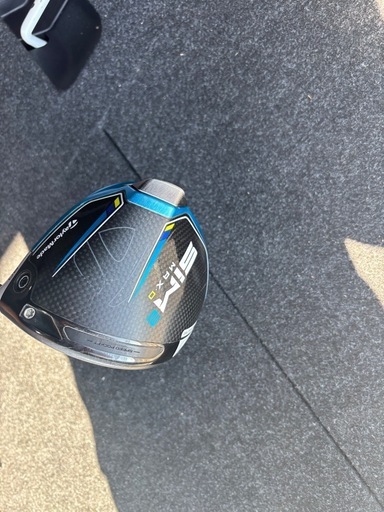 TaylorMade SIM2 MAXドライバー