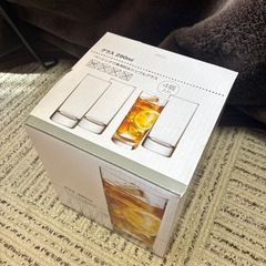 ドリンク用未使用グラスの画像
