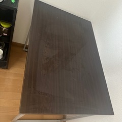 見た目も良く丈夫なテーブルです。の画像