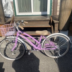 女の子用自転車22インチの画像