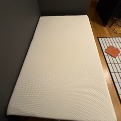 【取引中】Emma エマ・マットレス セミダブル 120cm x 195cmの画像