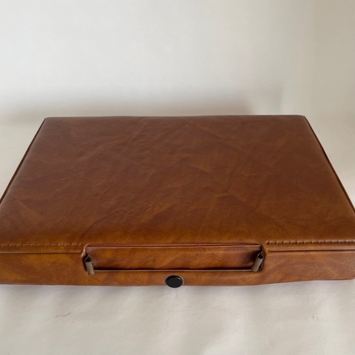 任天堂　麻雀牌セット（重量牌）　茶色ケース付き 稀少品！任天堂麻雀牌・役満重量牌セット (しかまる) 釧路の囲碁、将棋