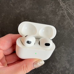 Apple AirPods 第3世代の画像