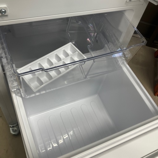 【配送無料】SHARP ノンフロン冷凍冷蔵庫 SJ-GD15H-W 5389