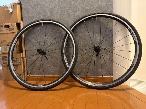 SHIMANO WH-RS010 11速用 前後ホイールセット (saabkun) 鎌倉のロード